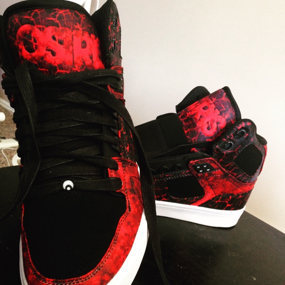 Worn once Osiris shoes